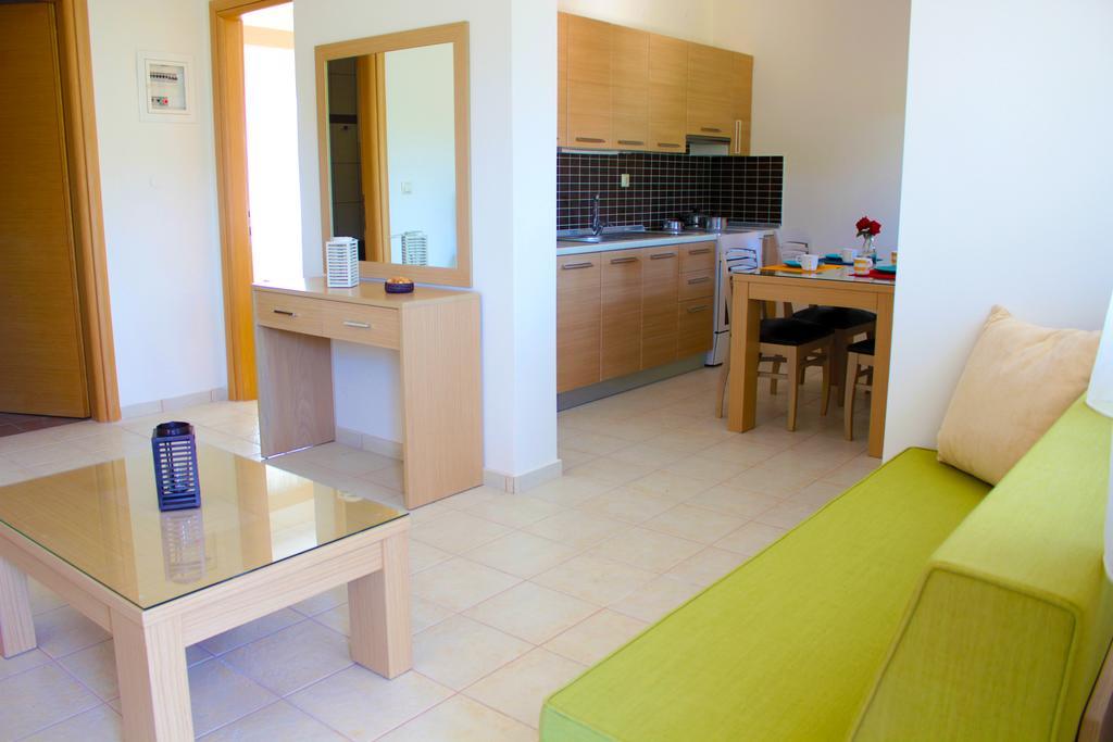 Olive Tree Apartments Fourka Room photo