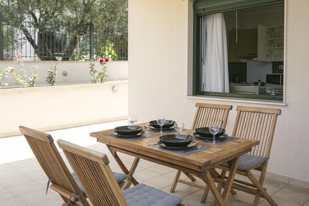 Olive Tree Apartments Fourka Exterior photo